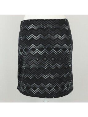 Athleta Wander Women's Small Black White Fleece Lined Layering Mini Skirt